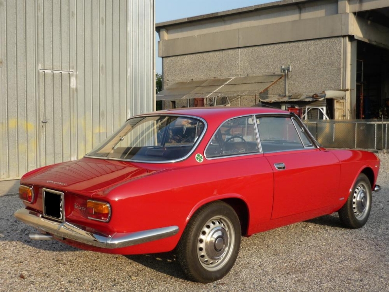 Alfa Romeo Giulia Sprint Gt veloce