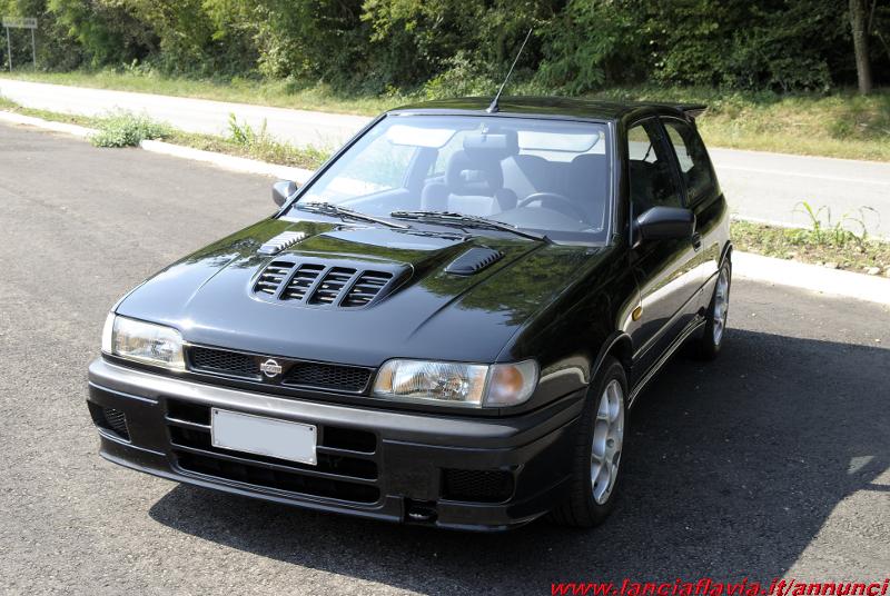 Vendo nissan sunny gti r #8