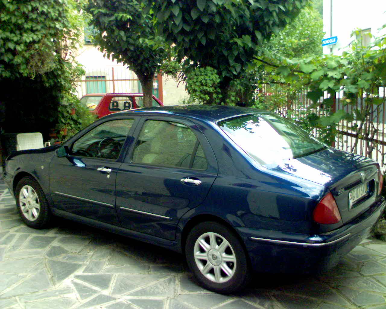 img-1155744729.jpg
