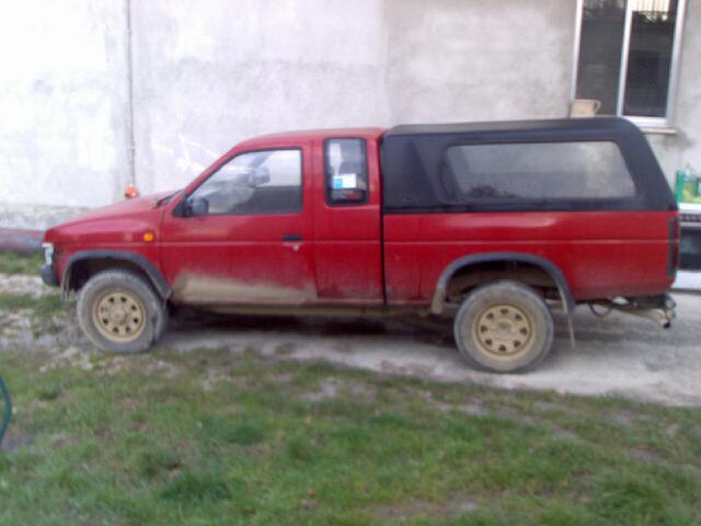 Nissan king cab 1988 scheda tecnica #2