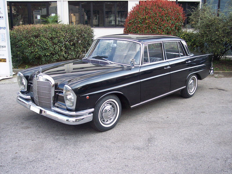 Vendo mercedes 220 se