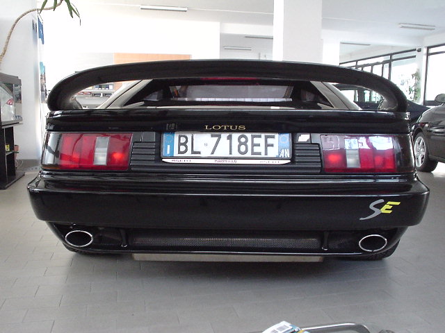 VENDO LOTUS ESPRIT SE 2.2 SALA CONSILINA (59596) Veicoli fra il 1994 e ...