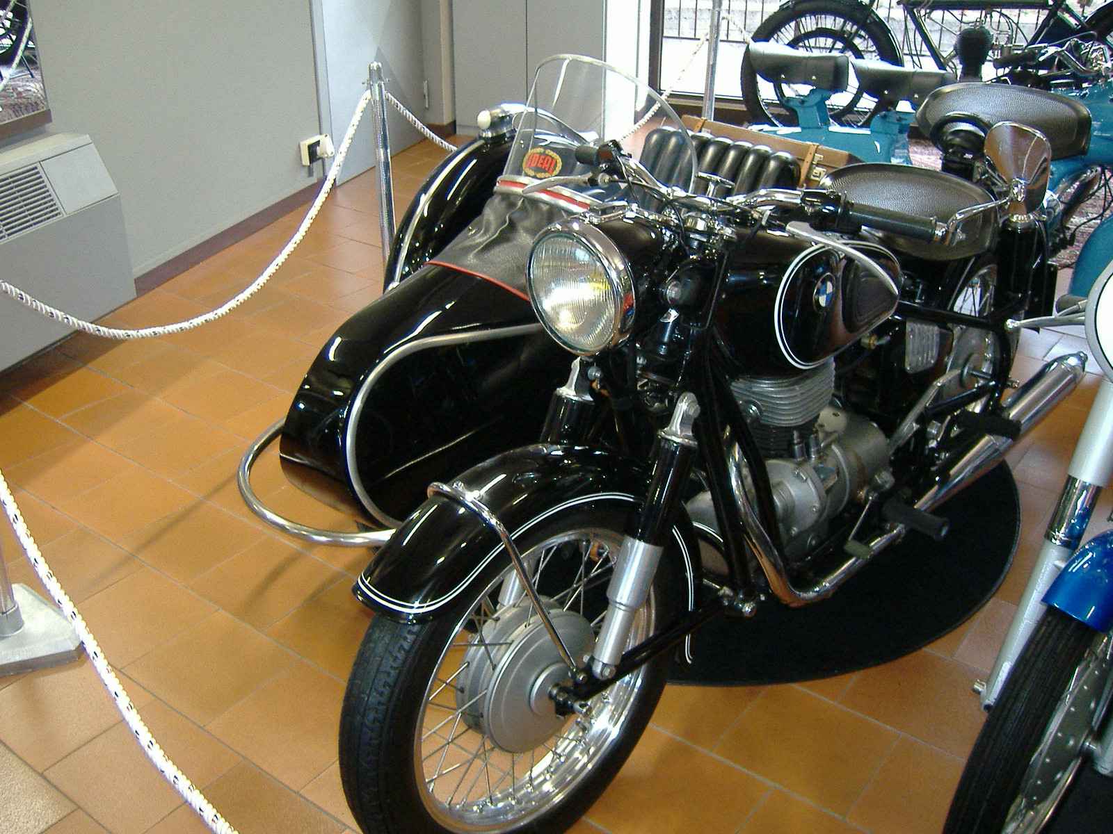 Vendo bmw r 27